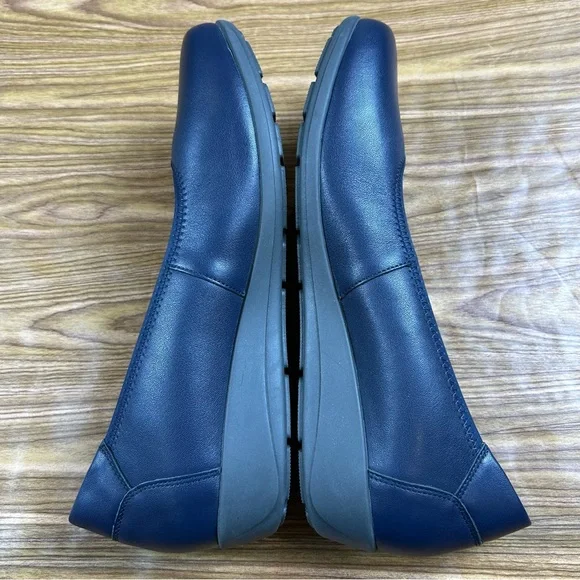 Propet Yara Flats Navy Blue Leather NWT - Size 9AA Narrow - Picture 5 of 12